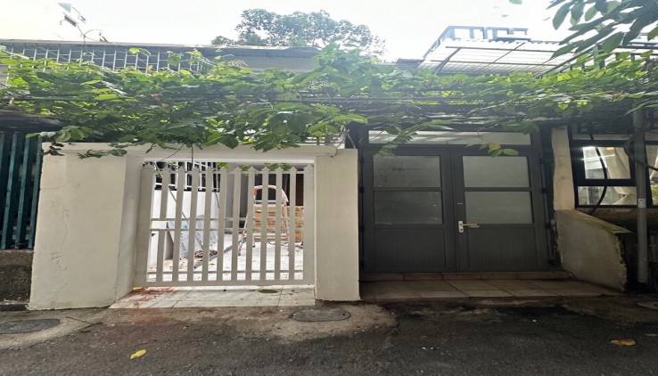 CHO THUÊ NHÀ NGÕ Ô TÔ THÁI THỊNH, ĐỐNG ĐA 2 TẦNG, 90M2, 4 NGỦ, 1 WC, 15 TRIỆU